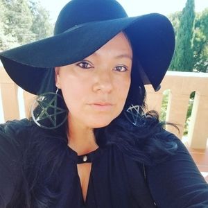 Meet your Posher, Karla